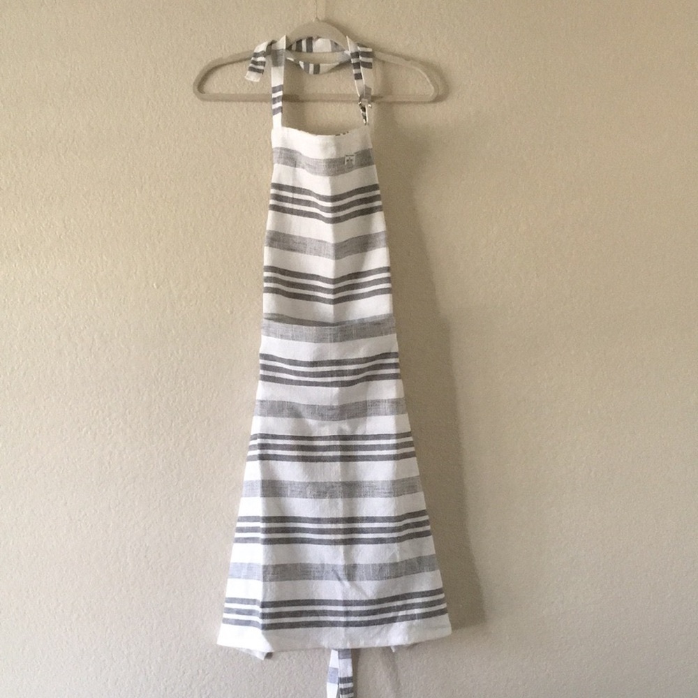 World Market Apron India 100% Cotton Farmhouse White Blue Stripe 29" X 35"
